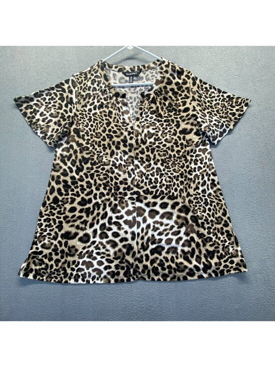 Ellen Tracy Tops - Ellen Tracy Women's Blouse Size M  Animal Print  Short  Sleeve,Pullover Stretch